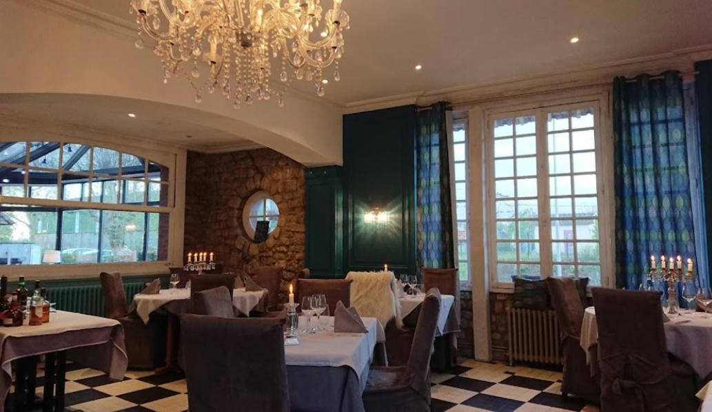 Logis Hotel Restaurant L'Auberge Normande Carentan Exterior foto